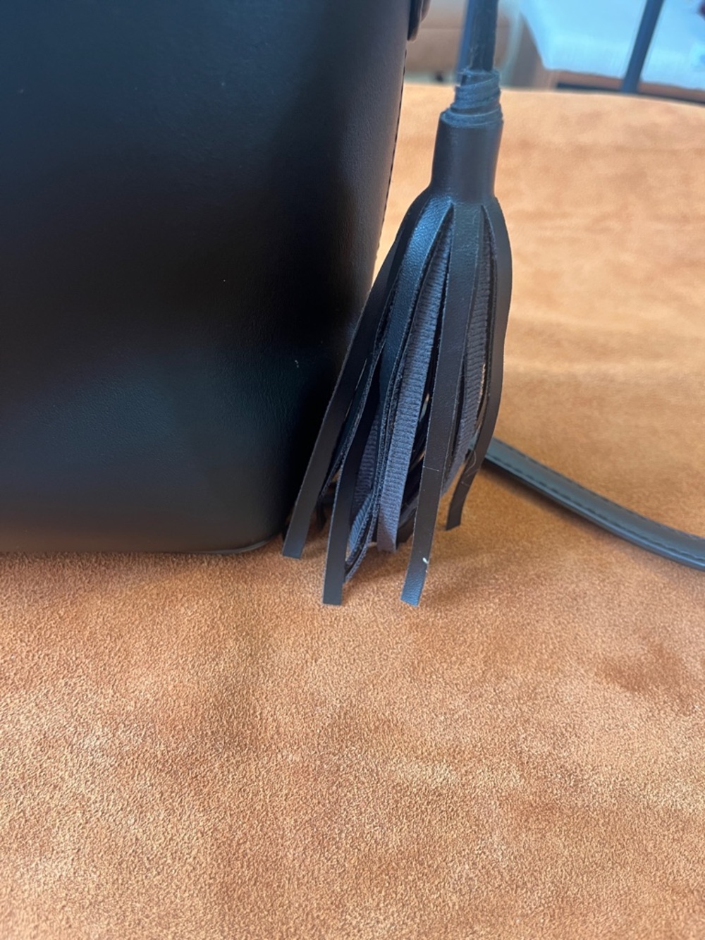 Lauren Ralph Lauren Black Leather Drawstring Bucket Crossbody - Picture 13 of 13
